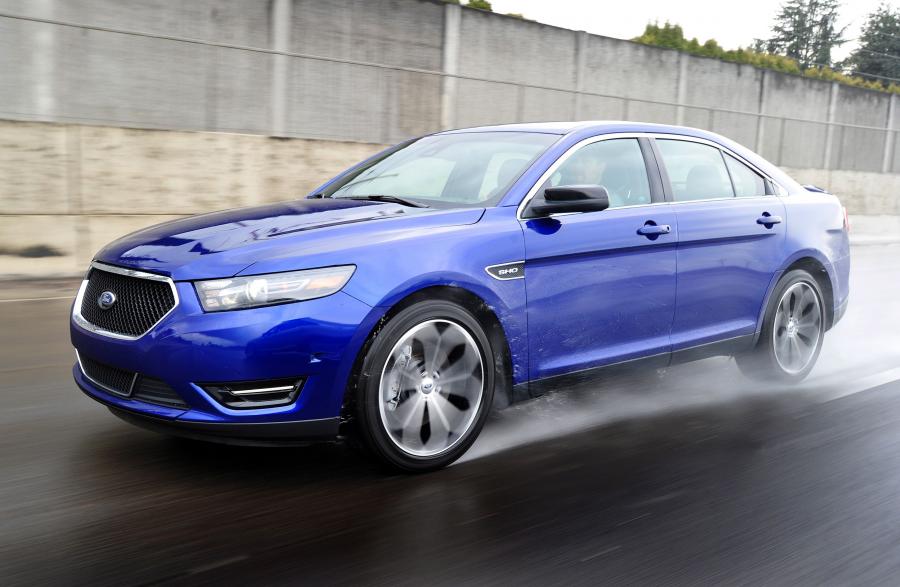  Ford Taurus SHO 2013 года  (фото 47 из 56)